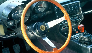 10 ξεχωριστά τιμόνια αυτοκινήτων