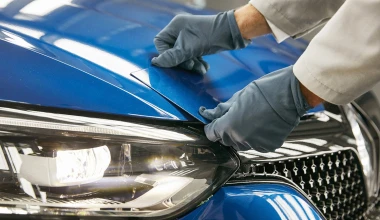 Το εργοστάσιο της Renault που έχει κατασκευάσει 7 εκατ. αυτοκίνητα (vid)