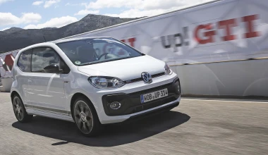 ΠΡΩΤΗ ΟΔΗΓΗΣΗ: VW GTI Performance Days