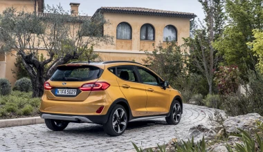 ΠΡΩΤΗ ΟΔΗΓΗΣΗ: Ford Fiesta ST και Fiesta Active