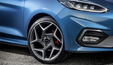 ΠΡΩΤΗ ΟΔΗΓΗΣΗ: Ford Fiesta ST και Fiesta Active