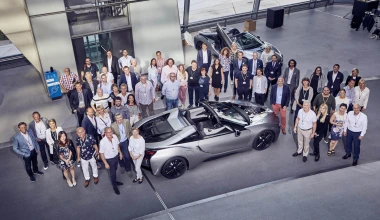 Η BMW παρέδωσε 18 i8 Roadster σε μια μέρα
