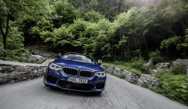 ΠΡΩΤΗ ΟΔΗΓΗΣΗ: BMW M5 & i8 Roadster