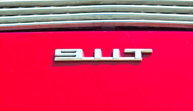 ΟΔΗΓΟΥΜΕ Porsche 911 2.0Τ: Αγιογραφία

