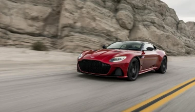 Aston Martin DBS Superleggera: Ελαφριά και με 725 ίππους (vid)