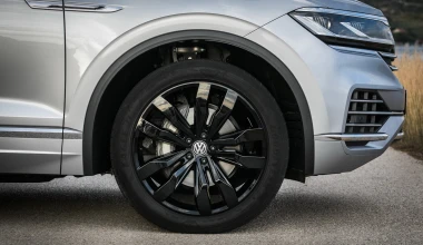 ΟΔΗΓΟΥΜΕ το νέο Volkswagen Touareg στην Ελλάδα