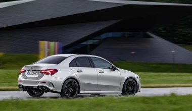 Αυτή είναι η νέα A-Class Sedan (vid)