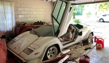 Πώς μια Lamborghini Countach βρέθηκε σε αυτό το γκαράζ;
