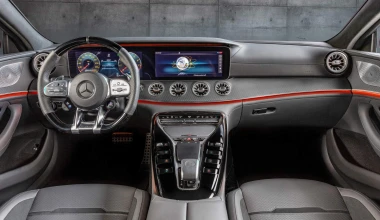 Αυτή είναι η «βασική» Mercedes-AMG GT