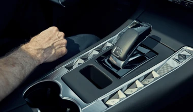 ΟΔΗΓΟΥΜΕ στην Ελλάδα το νέο DS 7 Crossback