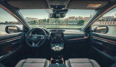 ΠΡΩΤΗ ΟΔΗΓΗΣΗ: Honda CR-V Hybrid