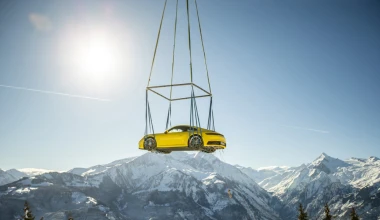  «Πέταξε» πάνω από τα 1.400 μέτρα η νέα Porsche 911
