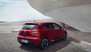 RENAULT CLIO & CAPTUR. Πάθος για οδήγηση.
