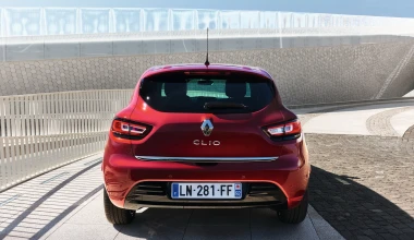 RENAULT CLIO & CAPTUR. Πάθος για οδήγηση.