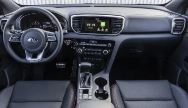 ΝΕΟ KIA SPORTAGE. ΞΕΧΩΡΙΖΕΙ.