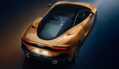 Η νέα McLaren GT είναι το πρακτικό supercar των 620 ίππων (vid)