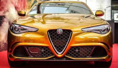 Χρυσή Alfa Romeo Giulia QV για το Mille Miglia