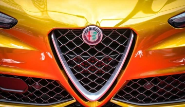 Χρυσή Alfa Romeo Giulia QV για το Mille Miglia