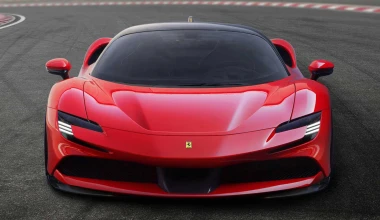 Ferrari SF90 Stradale με 1.000 «υβριδικούς» ίππους (video)