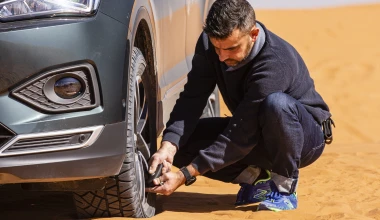 Ξέρεις πώς να περάσεις με αυτοκίνητο έναν αμμόλοφο; (vid)