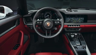 Νέες 911 Carrera Coupe και Cabriolet