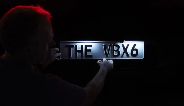 Η πιο σκοτεινή BMW X6 του κόσμου! (video)