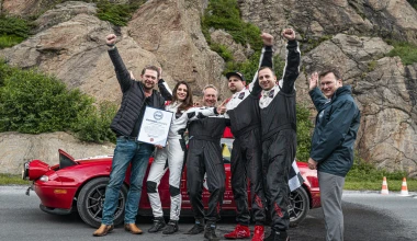 Mazda MX-5 πρώτης γενιάς καταρρίπτει