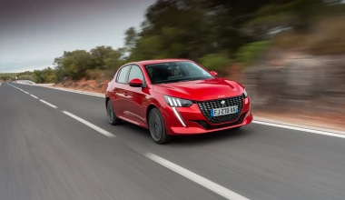 ΟΔΗΓΟΥΜΕ το νέο Peugeot 208