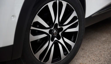 Οδηγούμε στην Ελλάδα το νέο Renault Captur