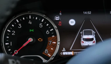 Jeep Compass & Renegade. DNA Περιπέτειας