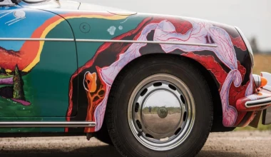 Θρυλικό αυτοκίνητο, θρυλική ιδιοκτήτρια!