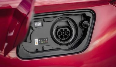 Οδηγούμε το Opel Grandland X Hybrid4 - Ορόσημο