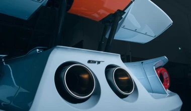 Δύο νέες εκδόσεις για το Ford GT