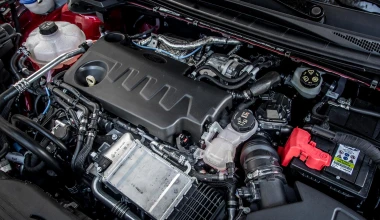 Νέο Ford Kuga: έρχεται σε βενζίνη, diesel, plug-in hybrid, EcoBlue Hybrid και Hybrid