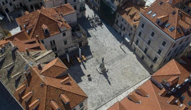 Κορονοϊός: Μια βόλτα στις έρημες πόλεις του κόσμου