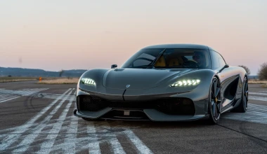 Οι Koenigsegg Gemera και Jesko Absolut ποζάρουν στο φακό…