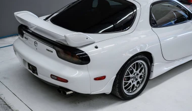 Αυτό το ονειρικό Mazda RX7 ποιος θα το πάρει;