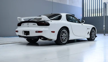 Αυτό το ονειρικό Mazda RX7 ποιος θα το πάρει;