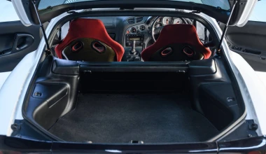 Αυτό το ονειρικό Mazda RX7 ποιος θα το πάρει;