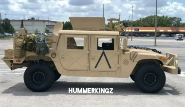 Ψάχνεις κάτι επιβλητικό; Τι λες για ένα στρατιωτικό Humvee;