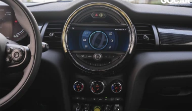 Δοκιμή: Mini Cooper SE & Opel Corsa-e - 
Νόμισμα με δυο όψεις