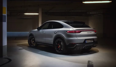Νέες Porsche Cayenne GTS και GTS Coupe: το downsizing πέθανε. Ζήτω ο V8! [Video]