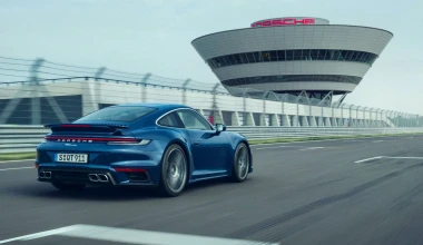 Αυτή είναι η νέα Porsche 911 Turbo! (video)