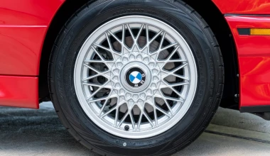 Εσύ πόσα θα έδινες για μία BMW M3 E30 του ’88 με 13.000 km;