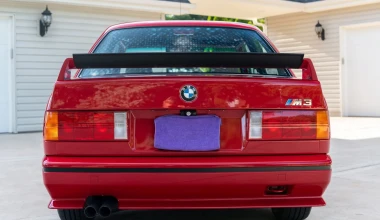 Εσύ πόσα θα έδινες για μία BMW M3 E30 του ’88 με 13.000 km;