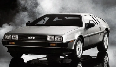 Movie Car: DeLorean DMC-12 - Back to the Future (Video)