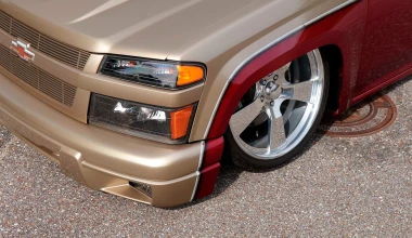 Roadster βασισμένο σε ένα Chevrolet Colorado. Κάτι πήγε πολύ λάθος!