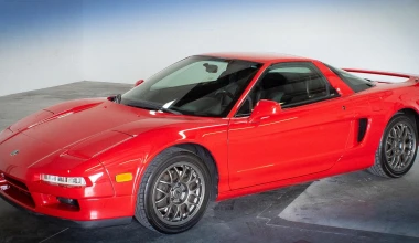 Πόσα θα έδινες για αυτό το Acura NSX;