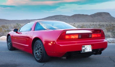 Πόσα θα έδινες για αυτό το Acura NSX;