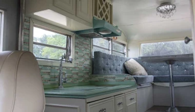 Προς πώληση είναι ένα «ξεχωριστό» και σπάνιο VW Camper Van